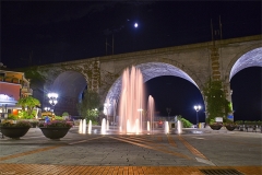 LA LUNA IMPREZIOSISCE PIAZZA 27 DICEMBRE